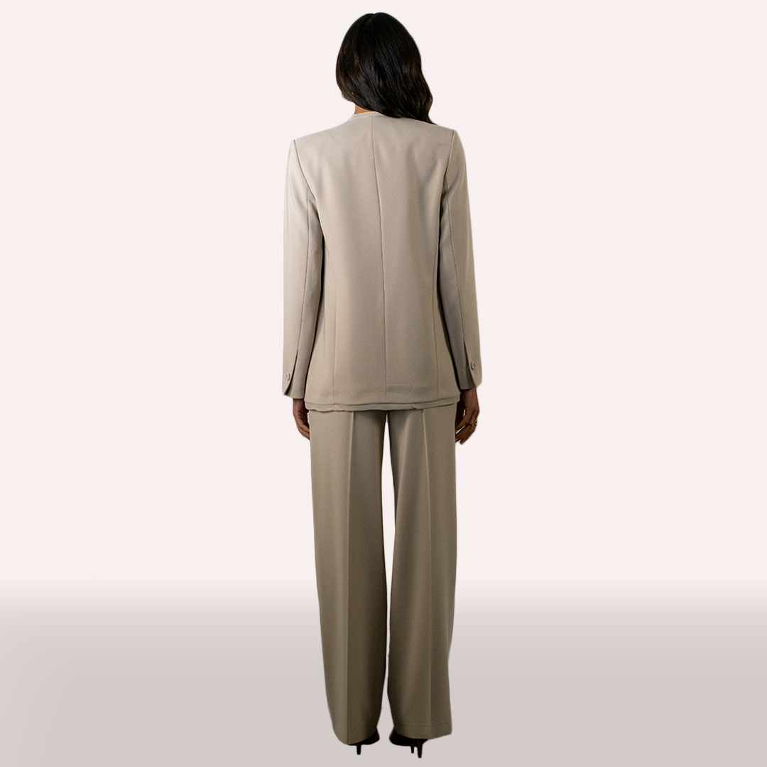 Tailleur beige Imperial