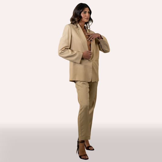 Tailleur Kaos sabbia in lino